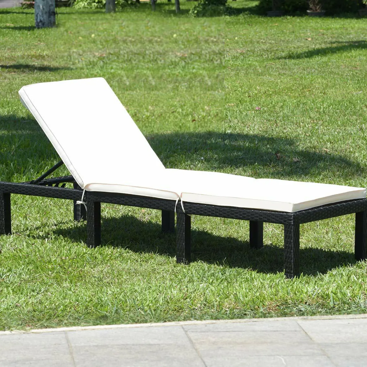Patio Wicker Lounge Chair, Outdoor Rattan Adjustable Reclining Backrest Lounger Chair