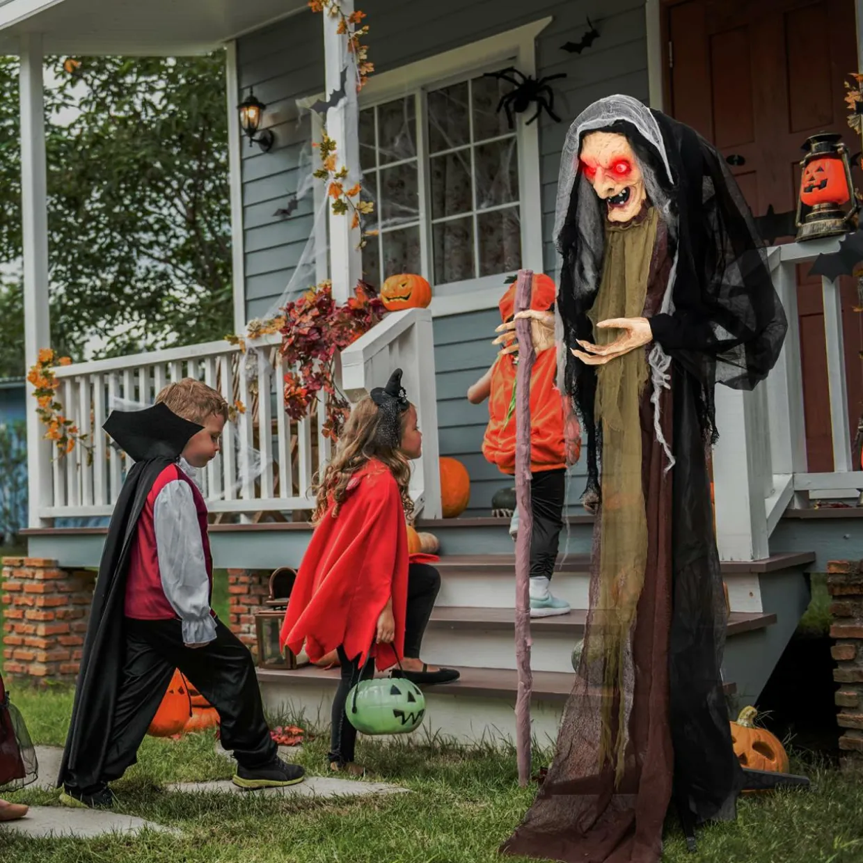 Tangkula 5FT Halloween Animated Standing Witch