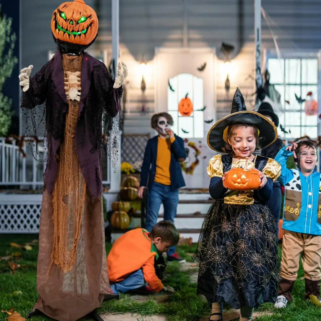Tangkula 5.6FT Halloween Animated Standing Pumpkin Scarecrow