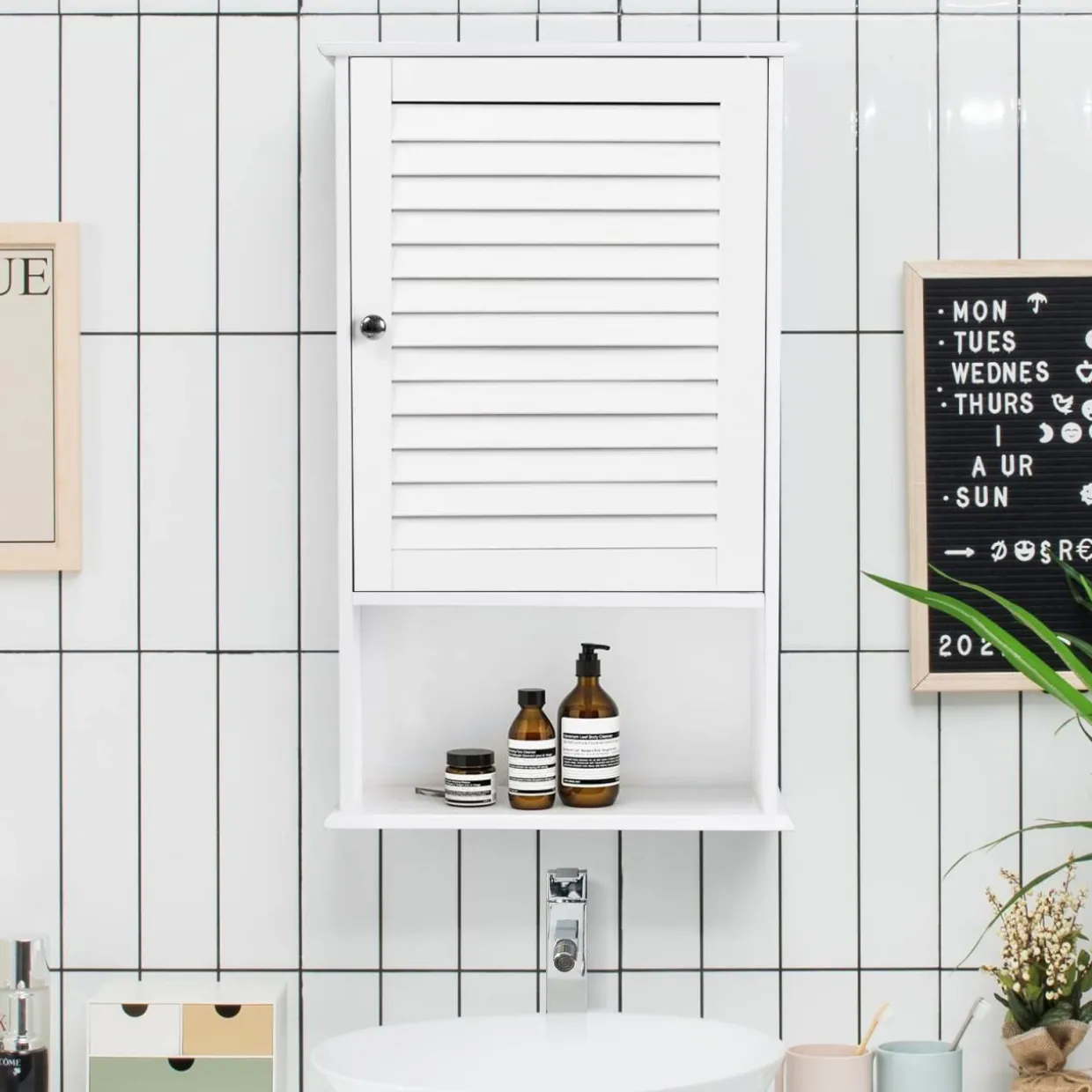 Tangkula Medicine Cabinet, Wall Mounted Bathroom Cabinet Single Door Wooden Bathroom Wall Cabinet with Adjustable Shelf