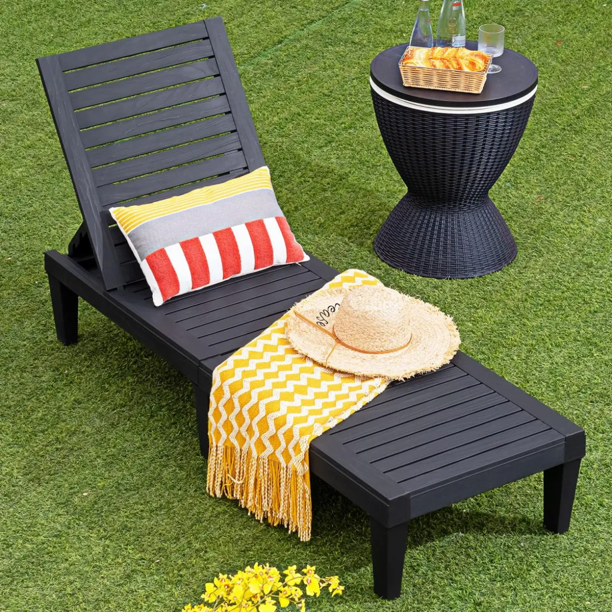 Tangkula Outdoor Chaise Lounge Chair