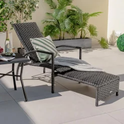 Tangkula Patio Chaise Lounge, Outdoor Rattan Lounge Chair with Retractable Ottoman