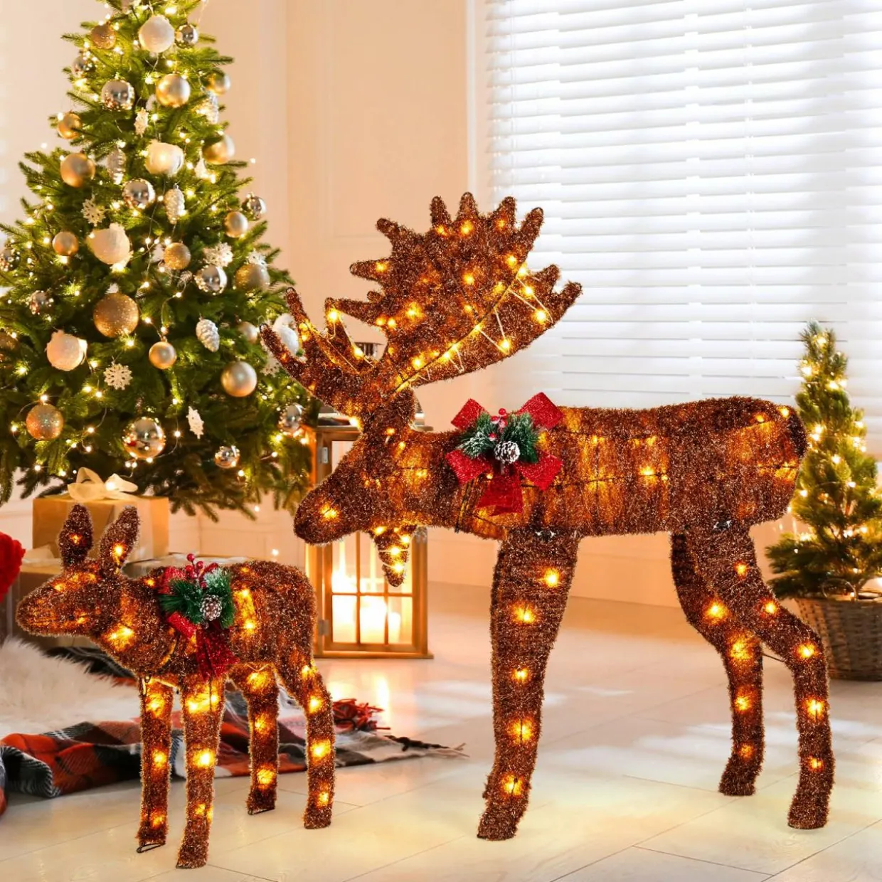 Tangkula 2-Piece Lighted Christmas Moose Family Set, Light-Up Reindeers with 170 Warm White LED Lights