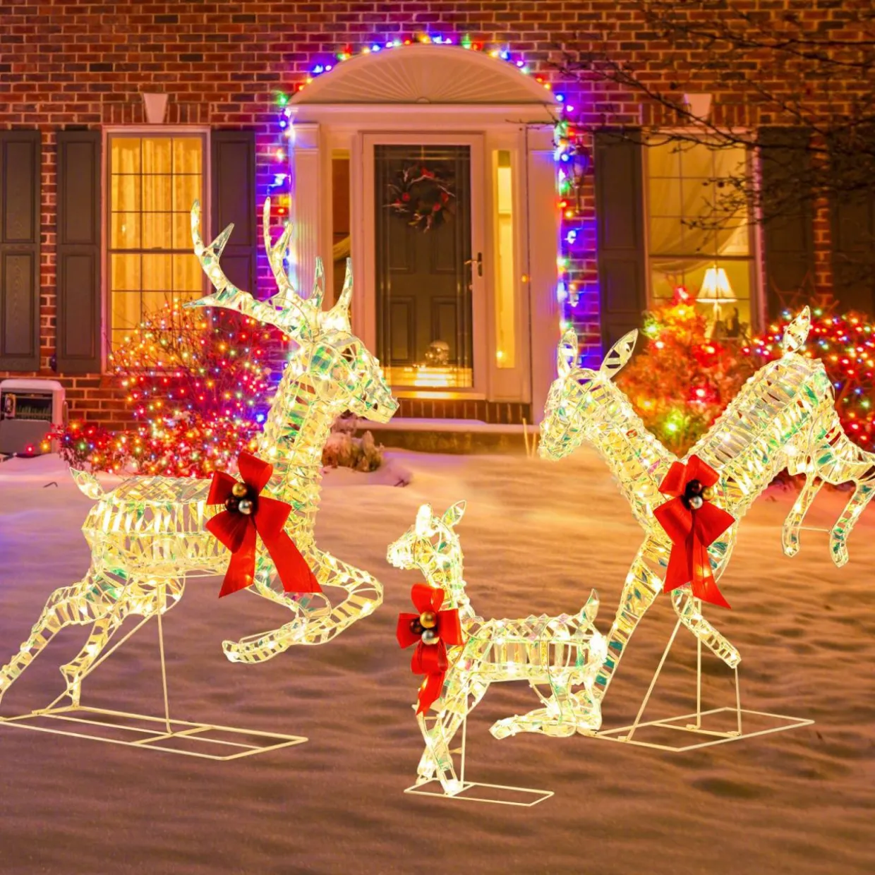 Tangkula 3-Piece Outdoor Christmas Lighted Reindeer Family Set, Light up Xmas Deer Decorations ( 3.4 FT+3.1 FT+1.6 FT )