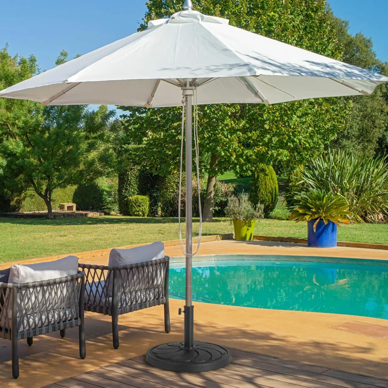 Tangkula Umbrella Base, 31 lbs Capacity Heavy-Duty Patio Outdoor Round Umbrella Stand for 9 ft Umbrella