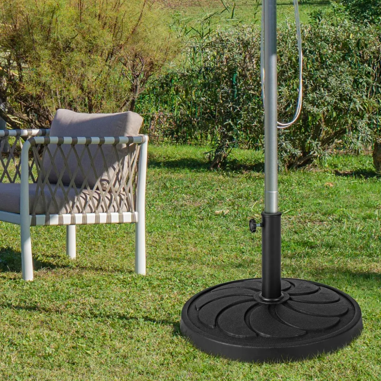 Tangkula Umbrella Base, 31 lbs Capacity Heavy-Duty Patio Outdoor Round Umbrella Stand for 9 ft Umbrella